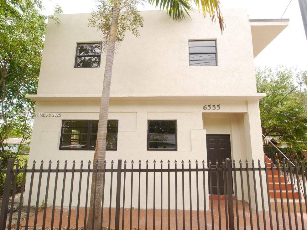 South Miami, FL 33143,6555 SW 59th Pl #3