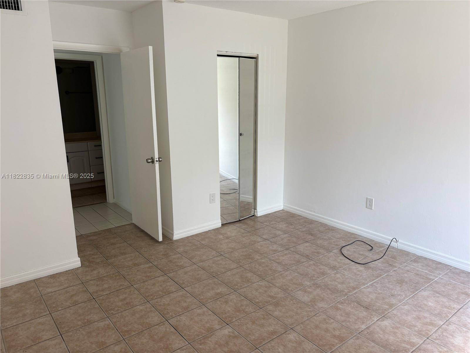Miami, FL 33176,10790 N Kendall Dr #C-15