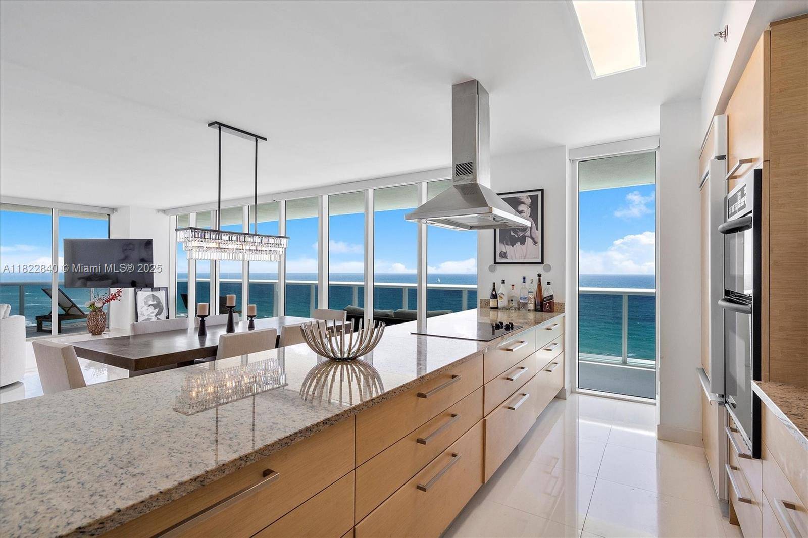 Hallandale Beach, FL 33009,1830 S Ocean Dr #1101