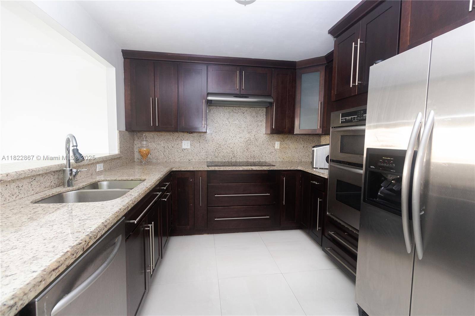 Aventura, FL 33160,2780 NE 183rd St #603