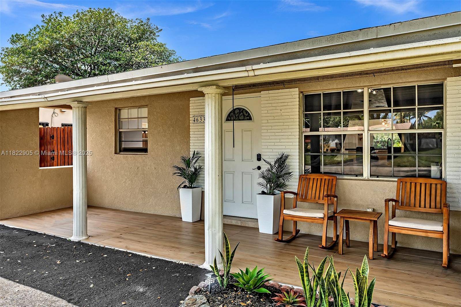 Dania Beach, FL 33312,4633 SW 28th Ave