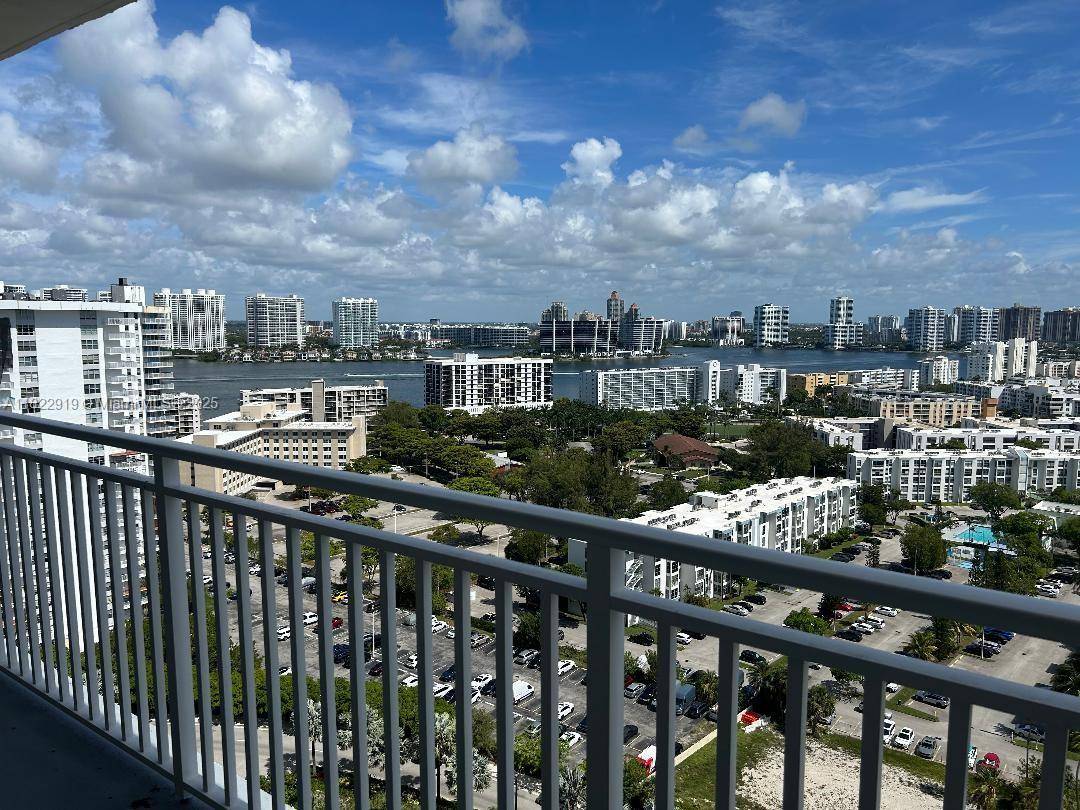 Sunny Isles Beach, FL 33160,210 174th St #2412