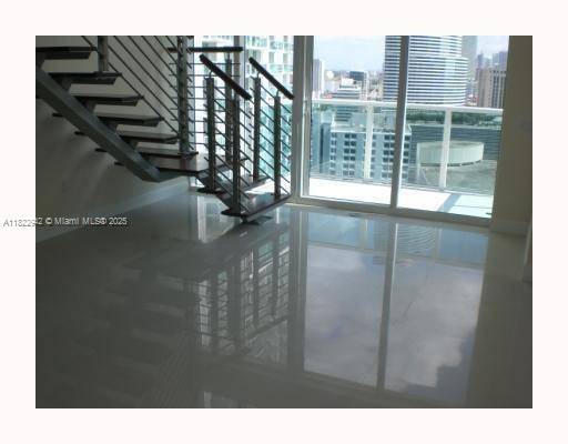 Miami, FL 33131,41 SE 5th St #1305