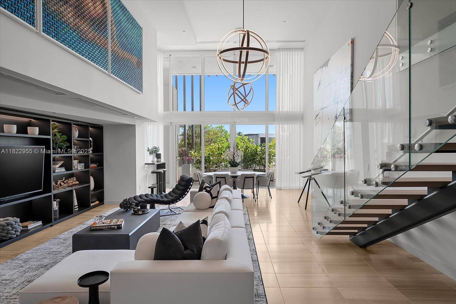 Miami Beach, FL 33140,4701 N Meridian Ave #217