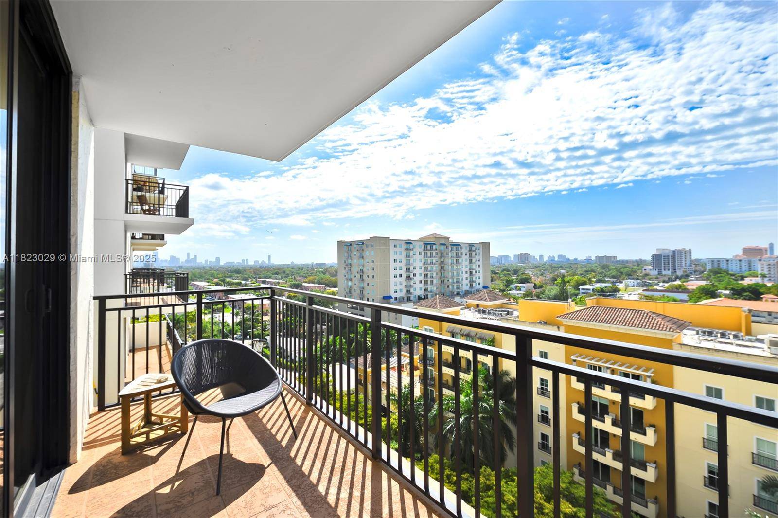 Coral Gables, FL 33134,888 S Douglas Rd #910
