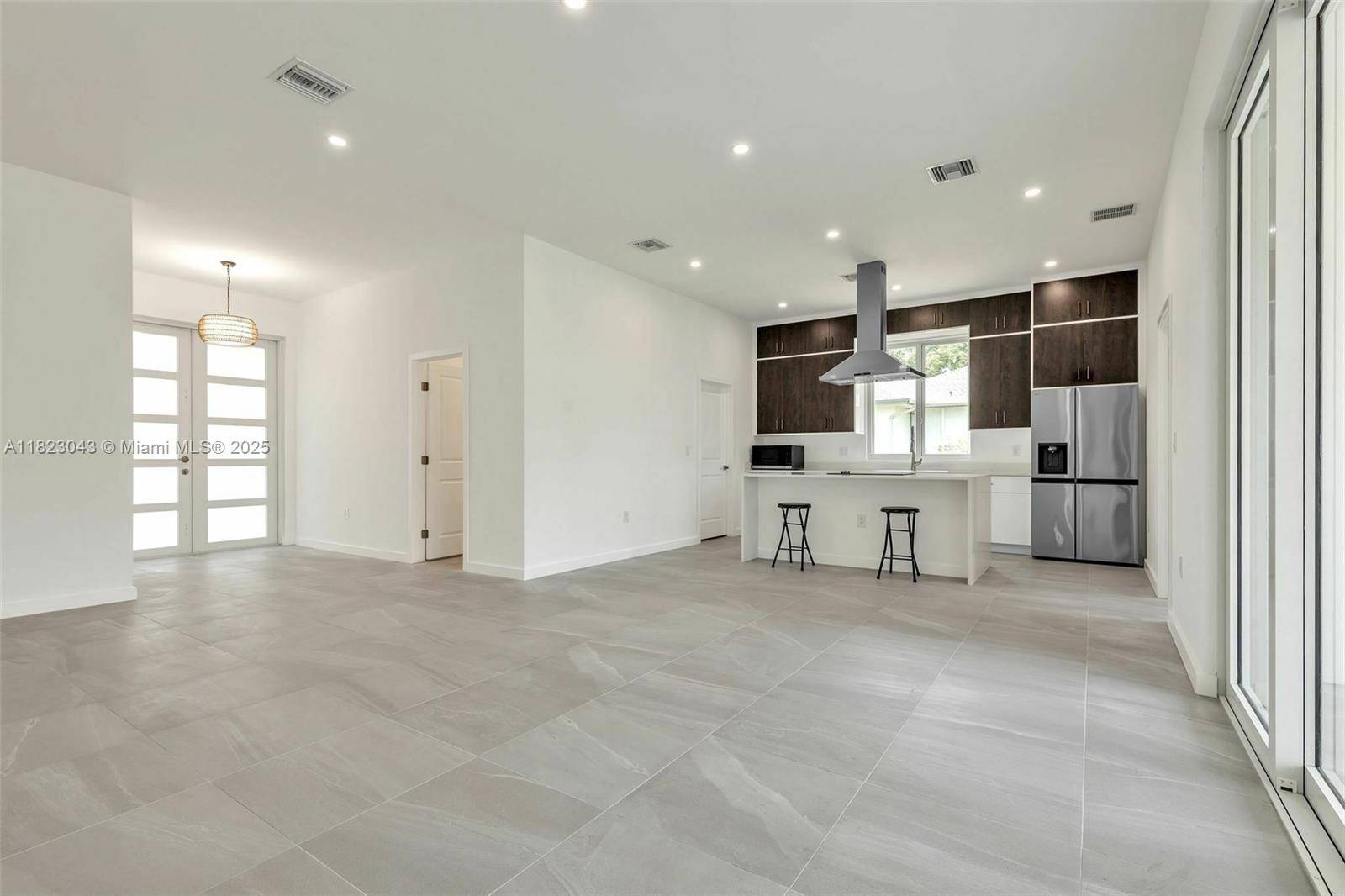 Lehigh Acres, FL 33974,337 Jourferie Road