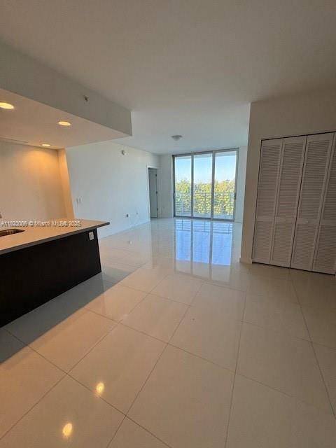 Doral, FL 33178,7875 NW 107th Ave #407