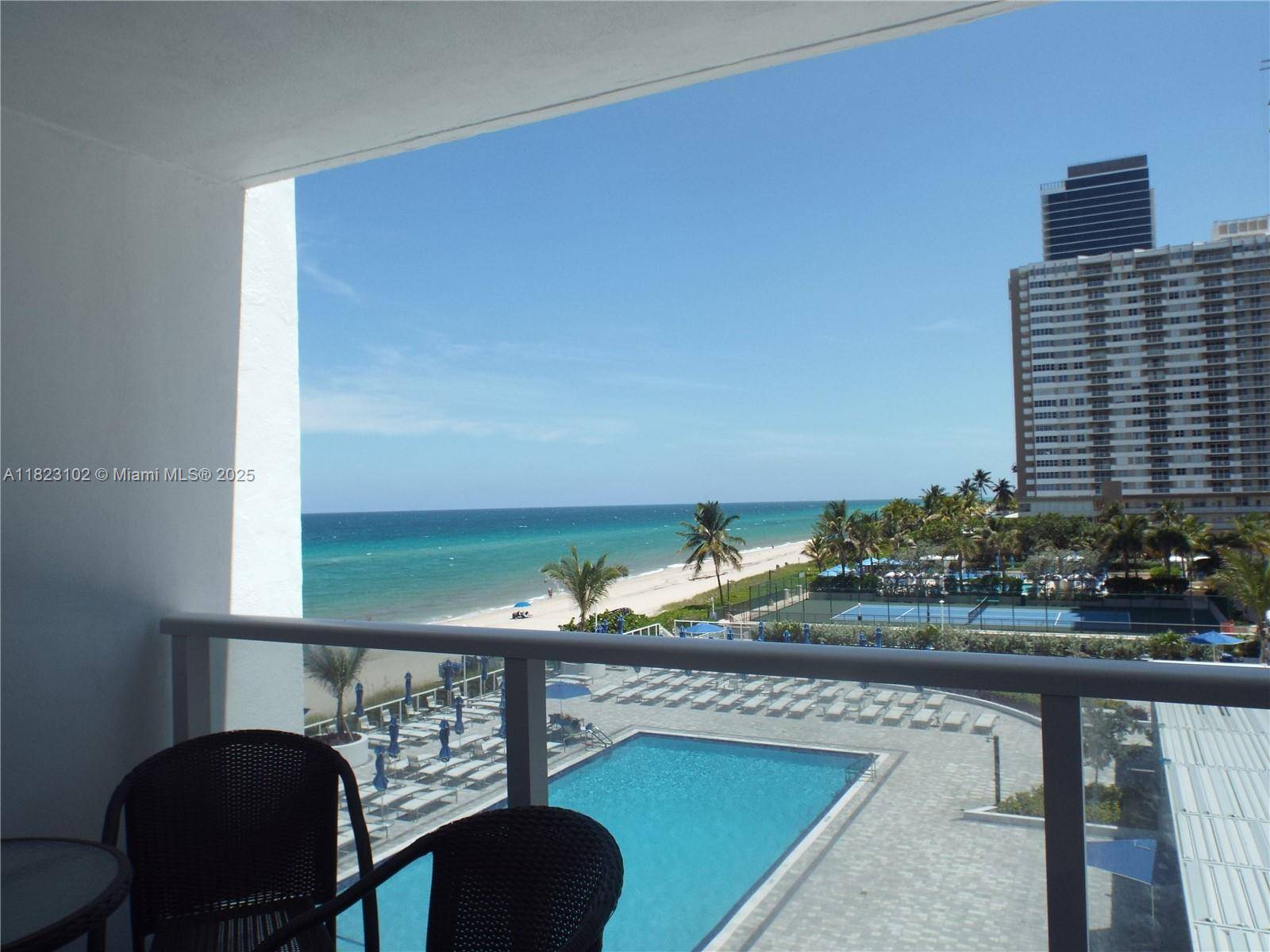 Hallandale Beach, FL 33009,1890 S Ocean Dr #504
