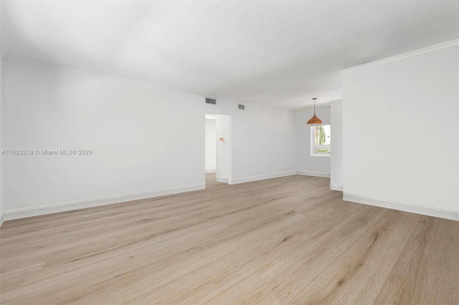 South Miami, FL 33143,7635 SW 57th Ave #2