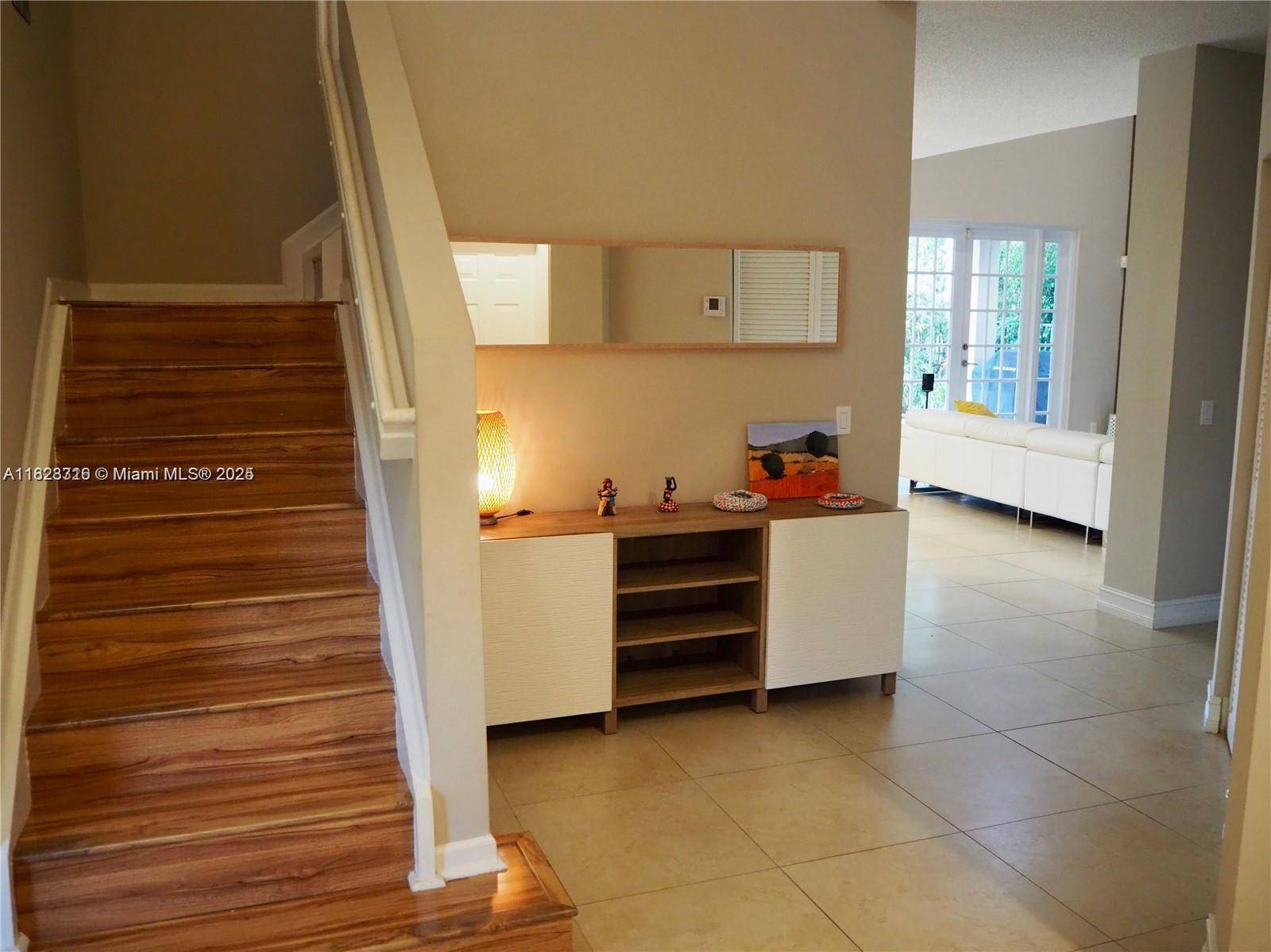 Weston, FL 33327,1535 Sandpiper Cir #_