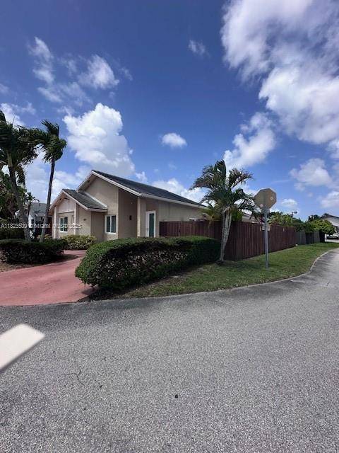 Miami, FL 33174,641 SW 99th Pl