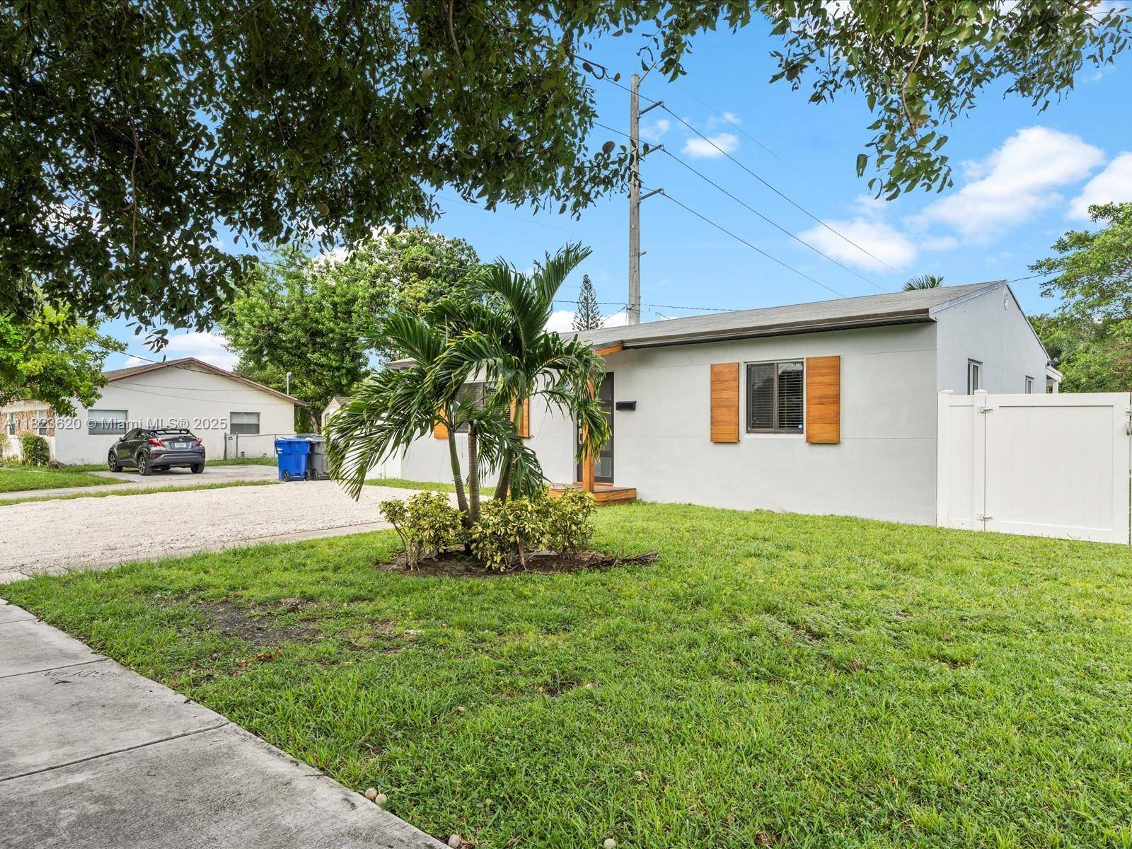 Hollywood, FL 33020,1325 N 26th Ave