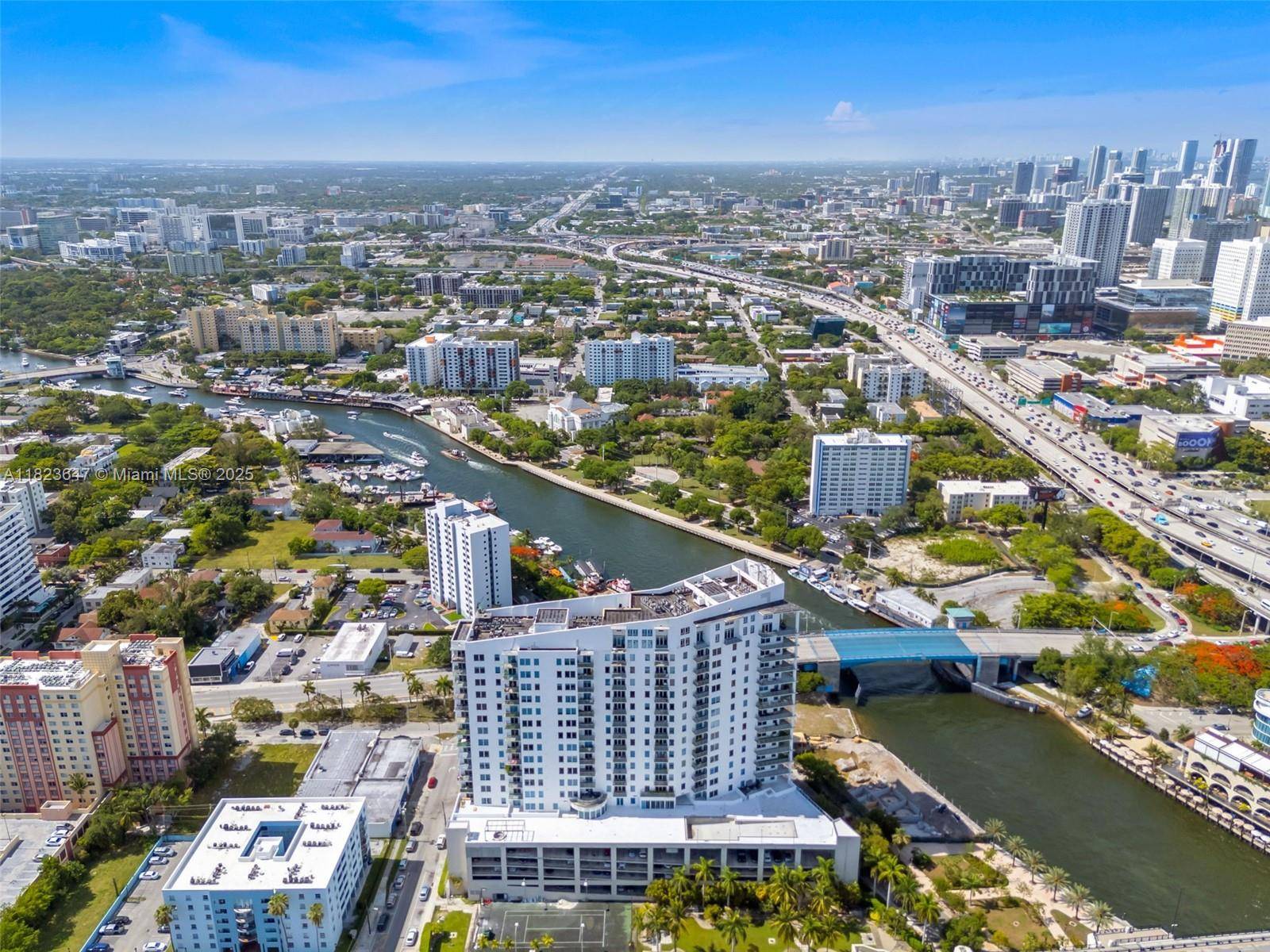 Miami, FL 33130,10 SW South River Dr #PHI03