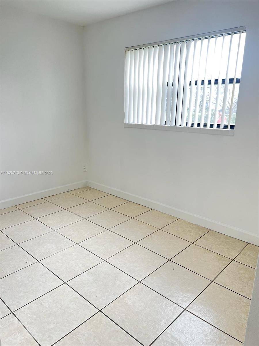 Sunrise, FL 33351,4017 NW 87th Ave #4017