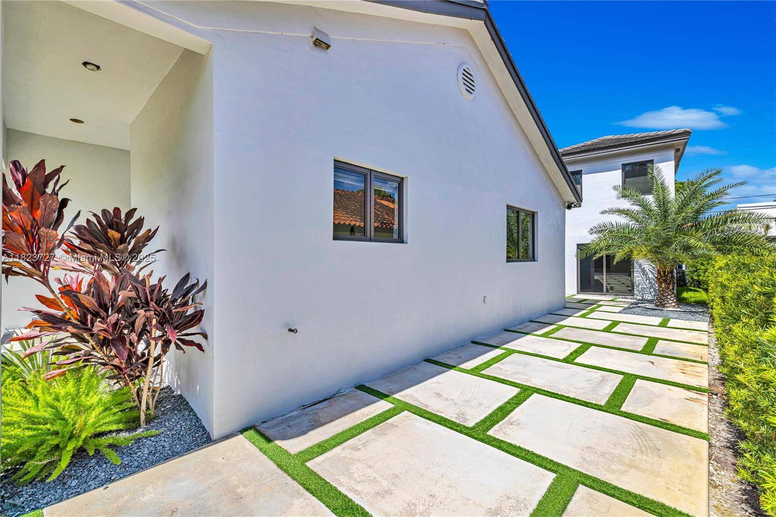 Coral Gables, FL 33134,1205 Wallace St