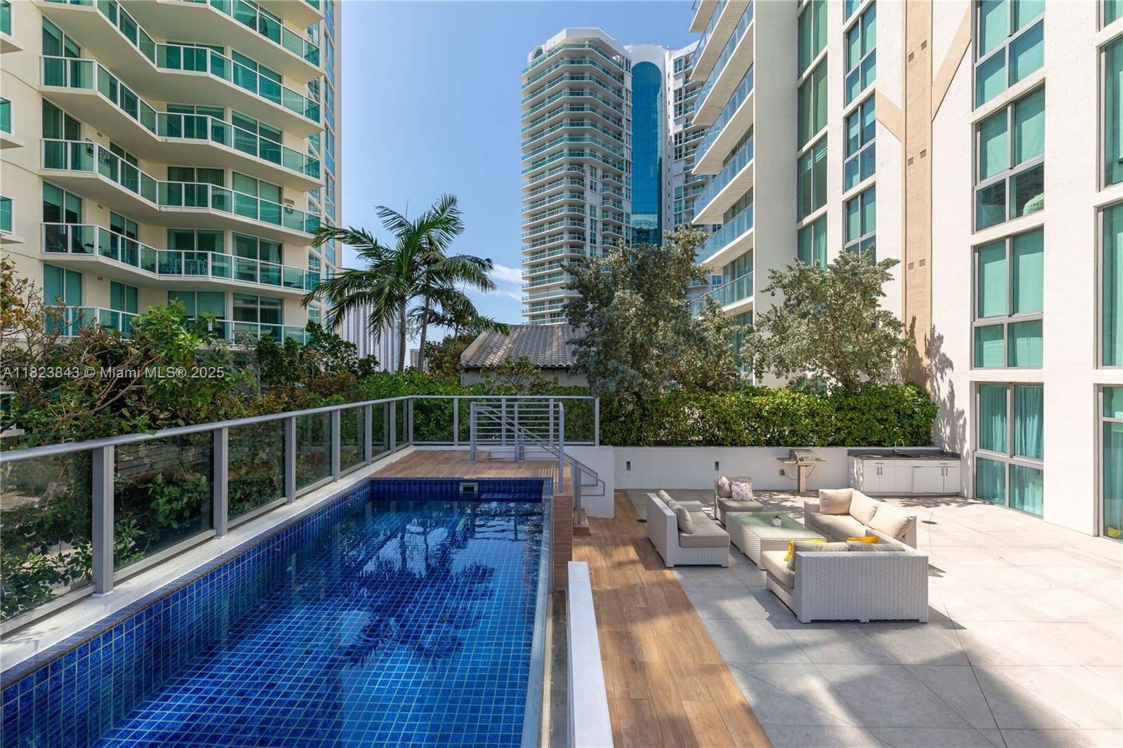 Sunny Isles Beach, FL 33160,300 Sunny Isles Blvd #4-501