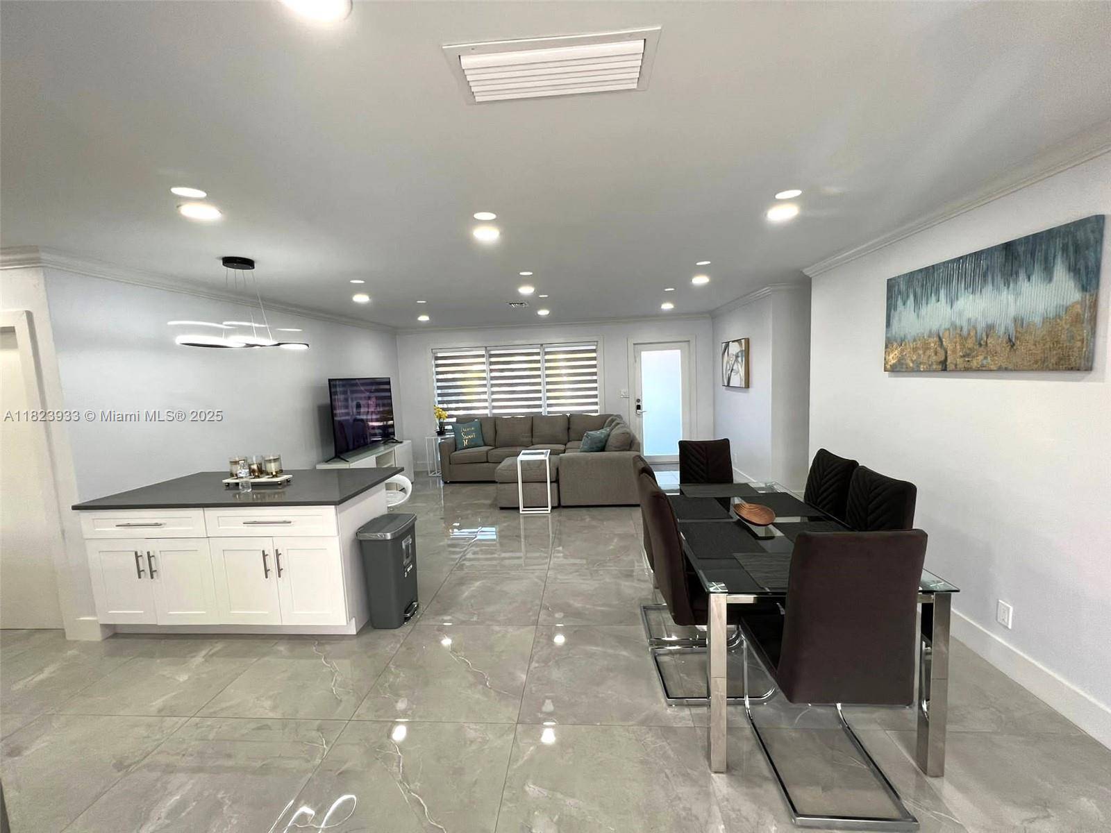 Hollywood, FL 33021,2010 N 31st Ct