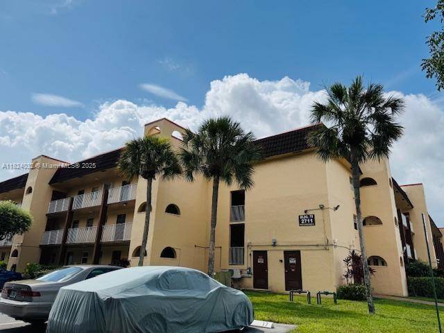 Sunrise, FL 33322,2711 N Pine Island Rd