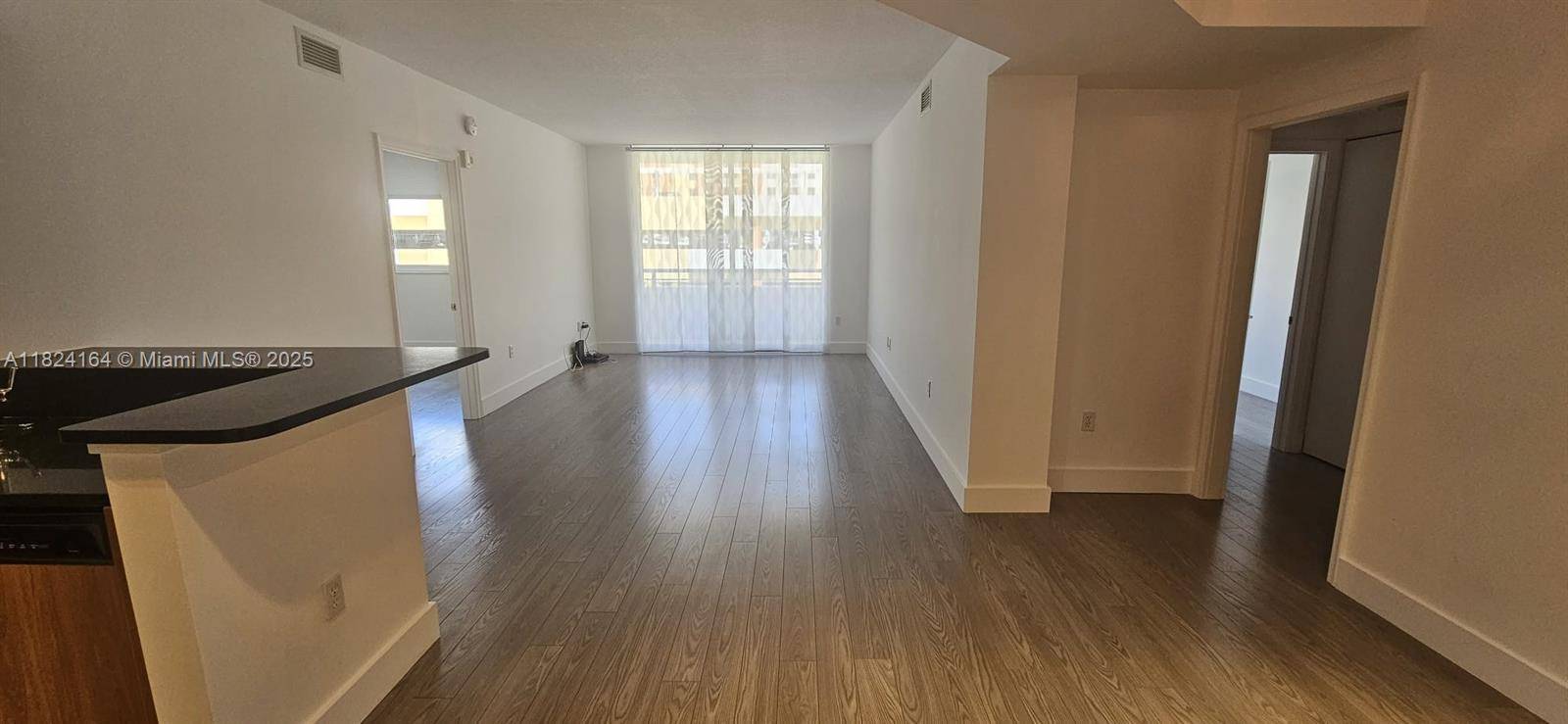 Aventura, FL 33180,2775 NE 187th St #424
