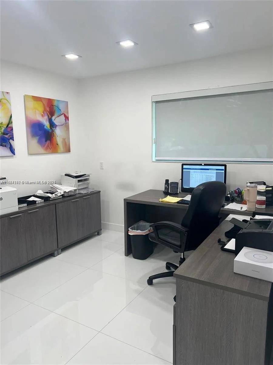 North Miami Beach, FL 33162,16931 NE 6th Ave