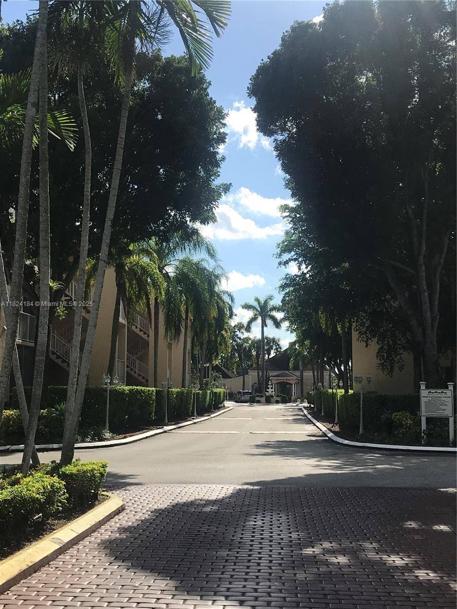Miami, FL 33196,15295 SW 106th Ln #705