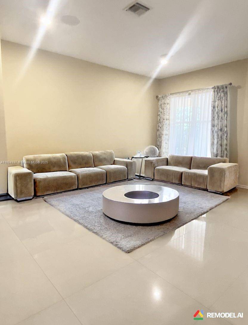 Weston, FL 33332,4463 Rainbow Ave #0