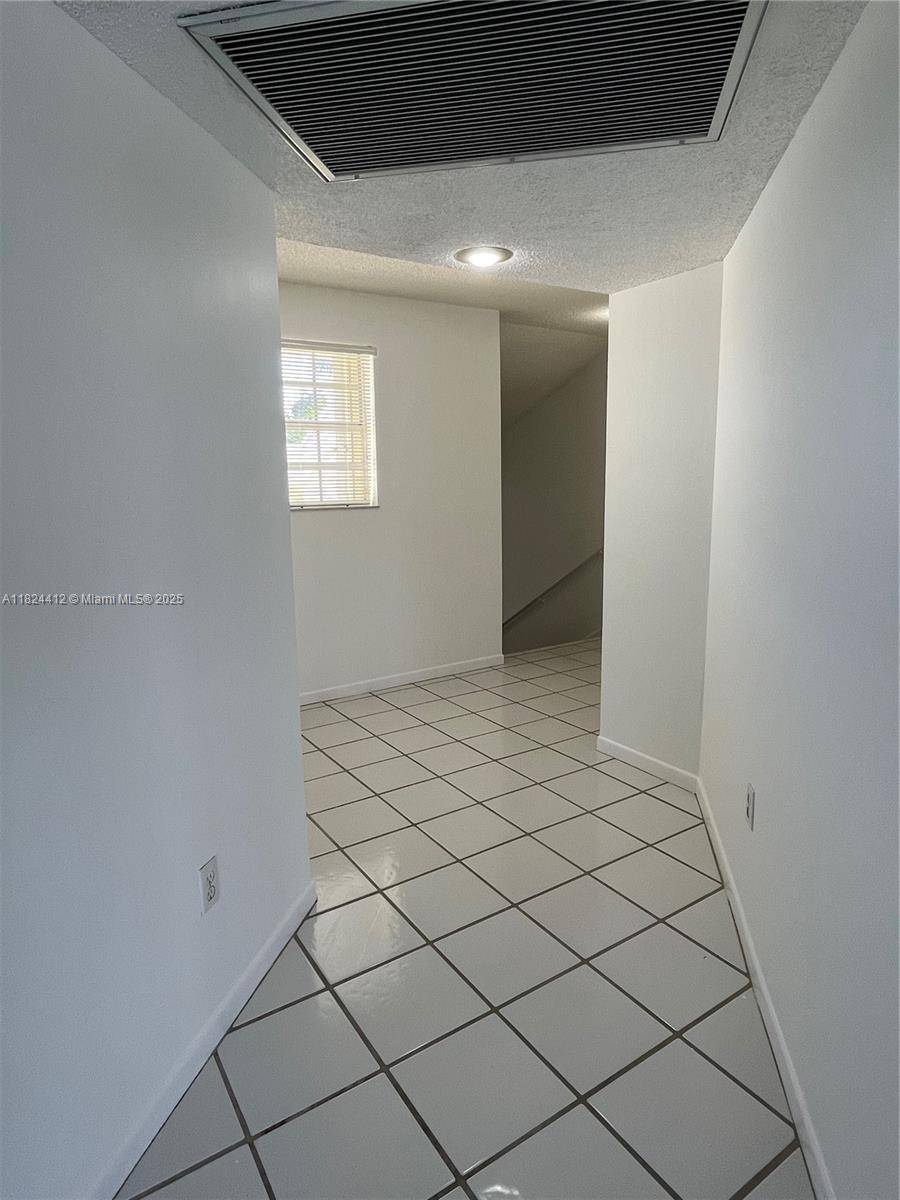 Homestead, FL 33035,2520 SE 19th Pl #202-B