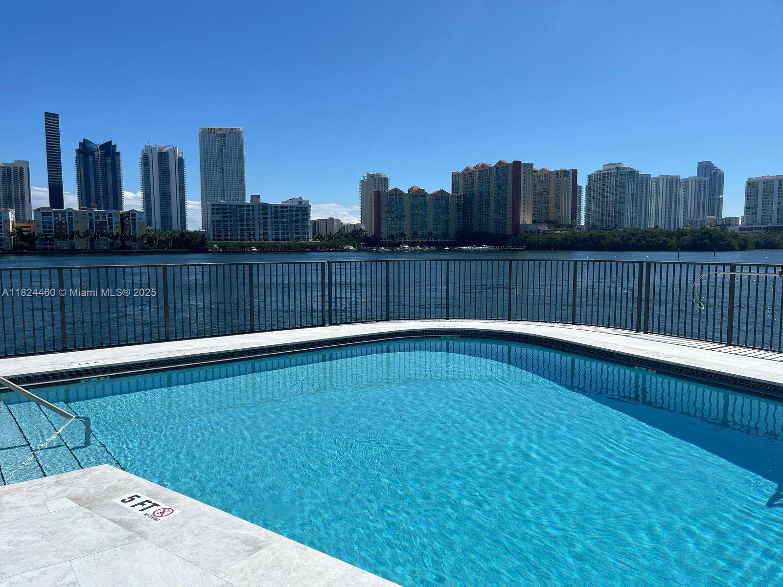North Miami Beach, FL 33160,4000 NE 168th St #110A
