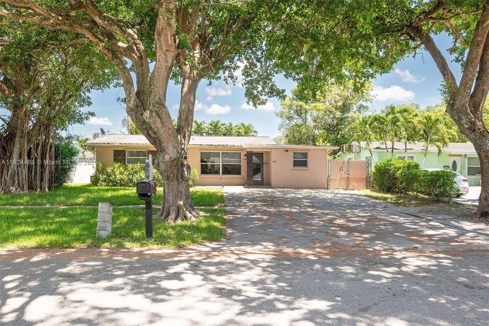 Margate, FL 33068,5576 SW 7th St