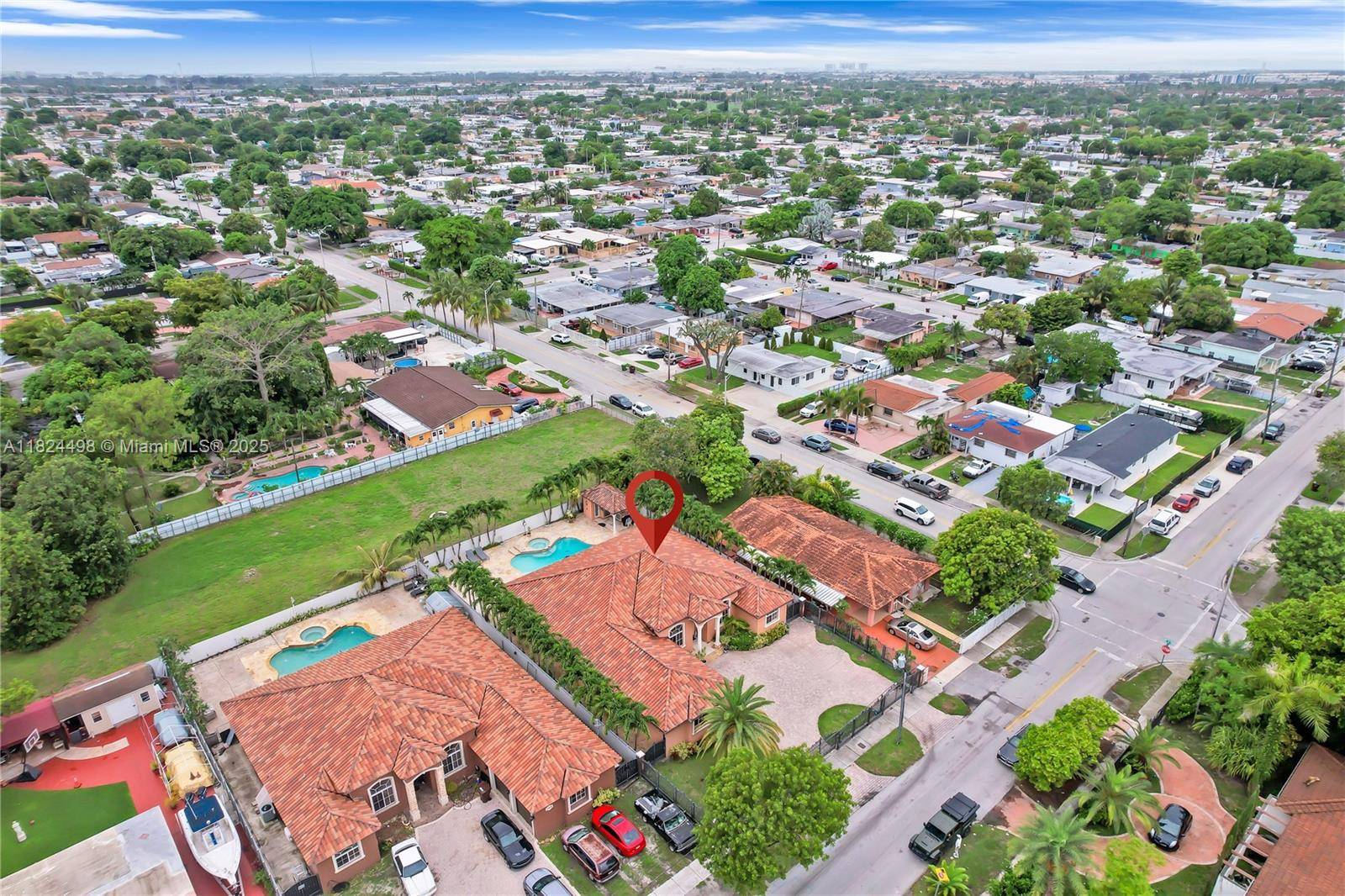 Hialeah, FL 33012,194 W 39th Pl