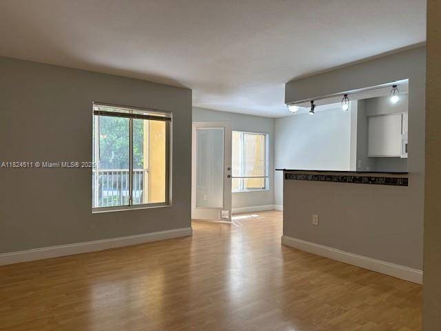 Oakland Park, FL 33309,2607 NW 33rd St #2111