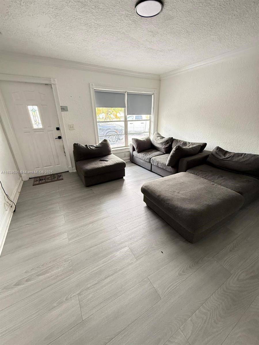 Dania Beach, FL 33314,4361 SW 49th Ct