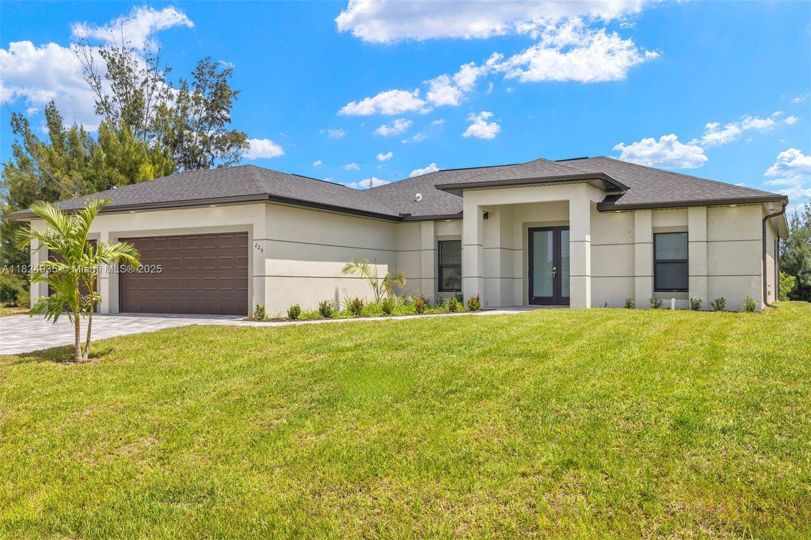 Cape Coral, FL 33909,225 NE 8th Terr