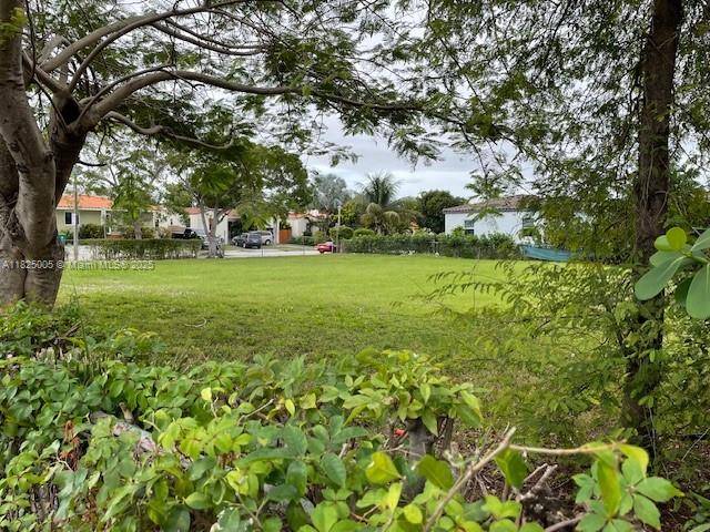 Miami, FL 33145,2114 SW 22 Avenue