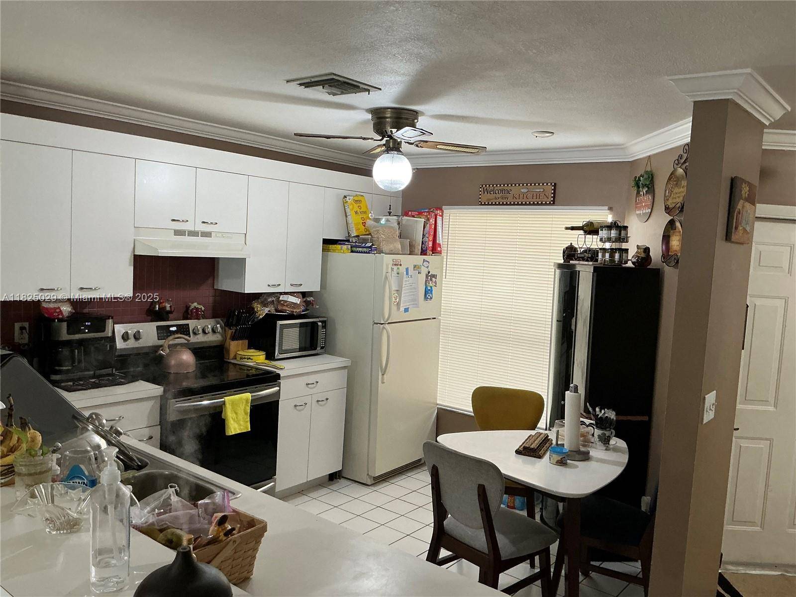 Deerfield Beach, FL 33442,4925 W Lakes Dr