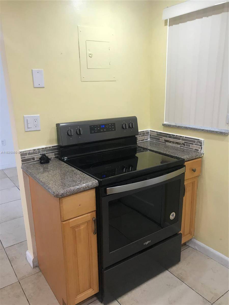 Miami Beach, FL 33141,1145 Normandy Dr #304
