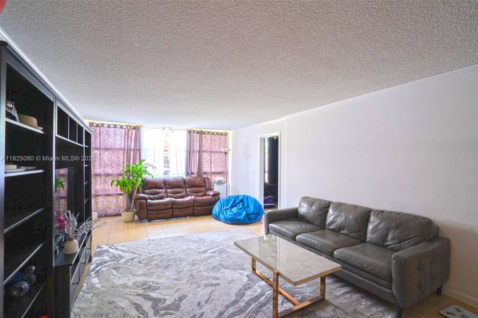 Hallandale Beach, FL 33009,2101 Atlantic Shores Blvd #120