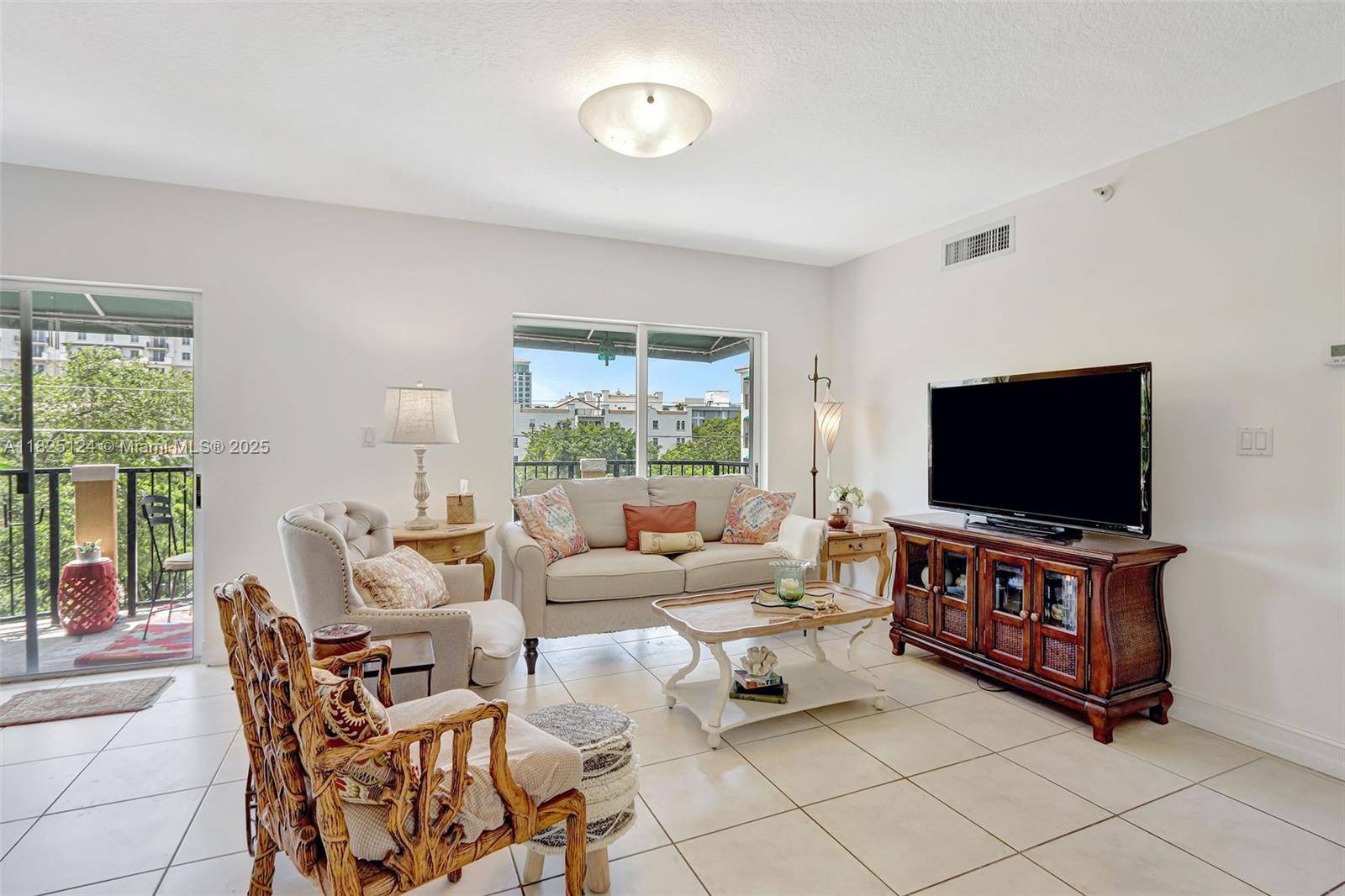 Coral Gables, FL 33134,322 Madeira Ave. #402