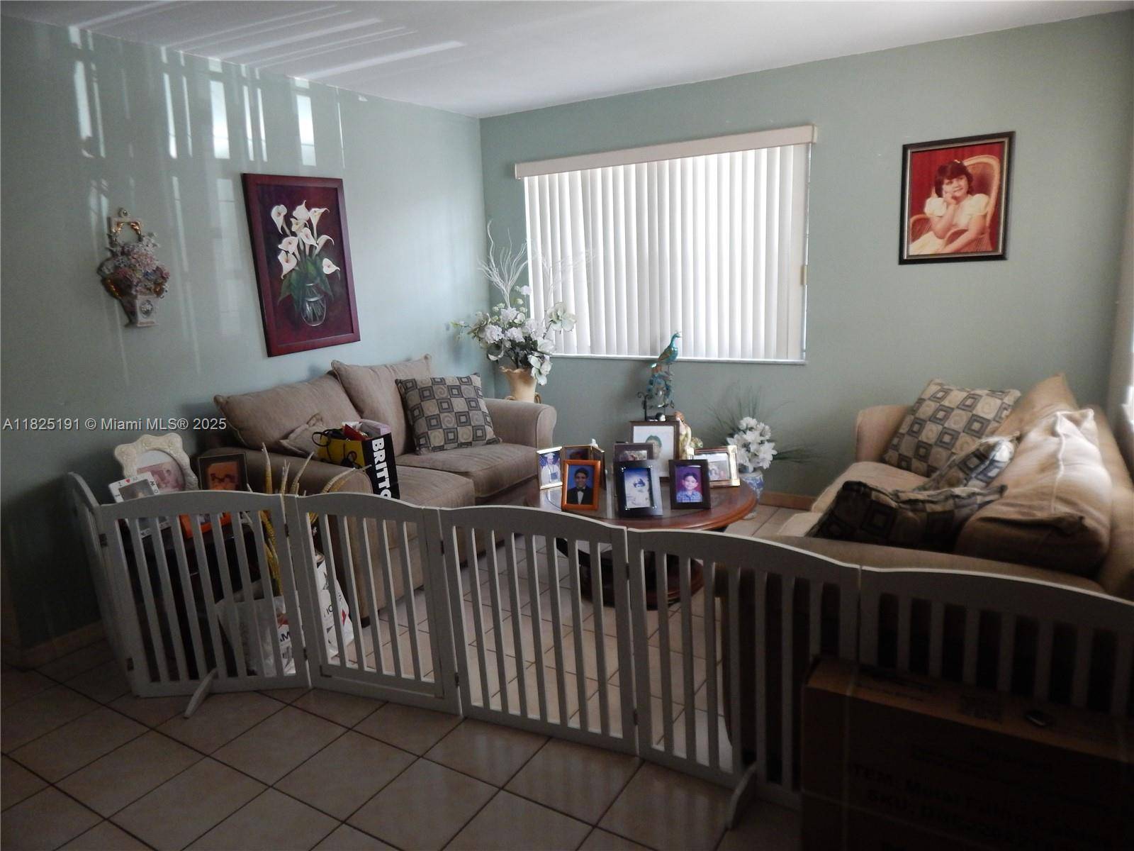 Miami, FL 33126,347 NW 57th Ct