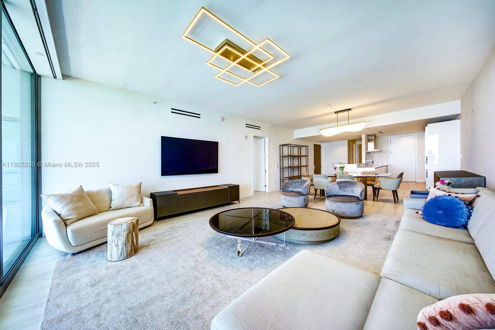 Bal Harbour, FL 33154,10203 Collins Ave #1203