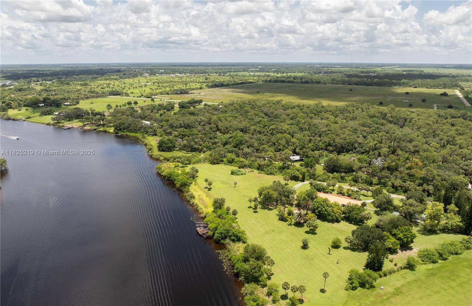 La Belle, FL 33935,5254 River Blossom Lane