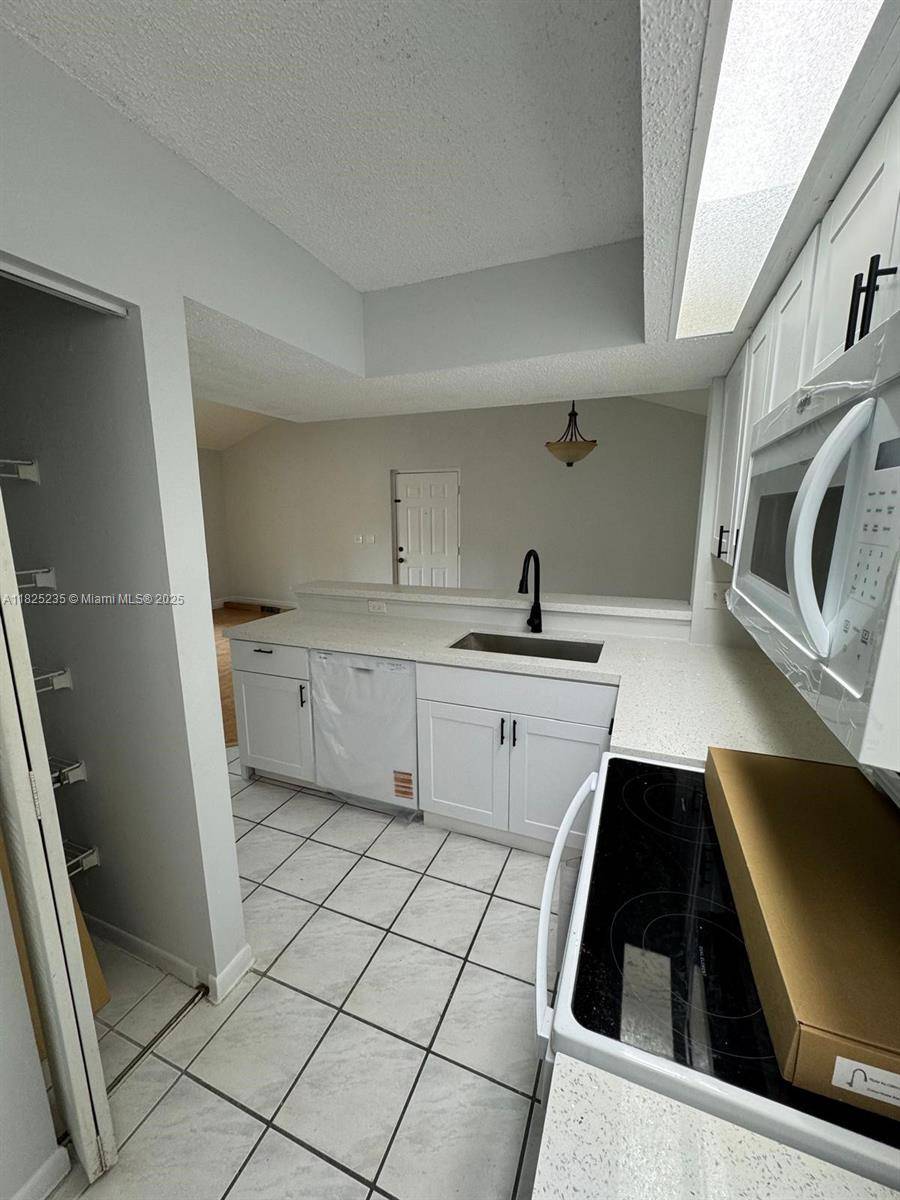 Hialeah, FL 33015,Address not disclosed