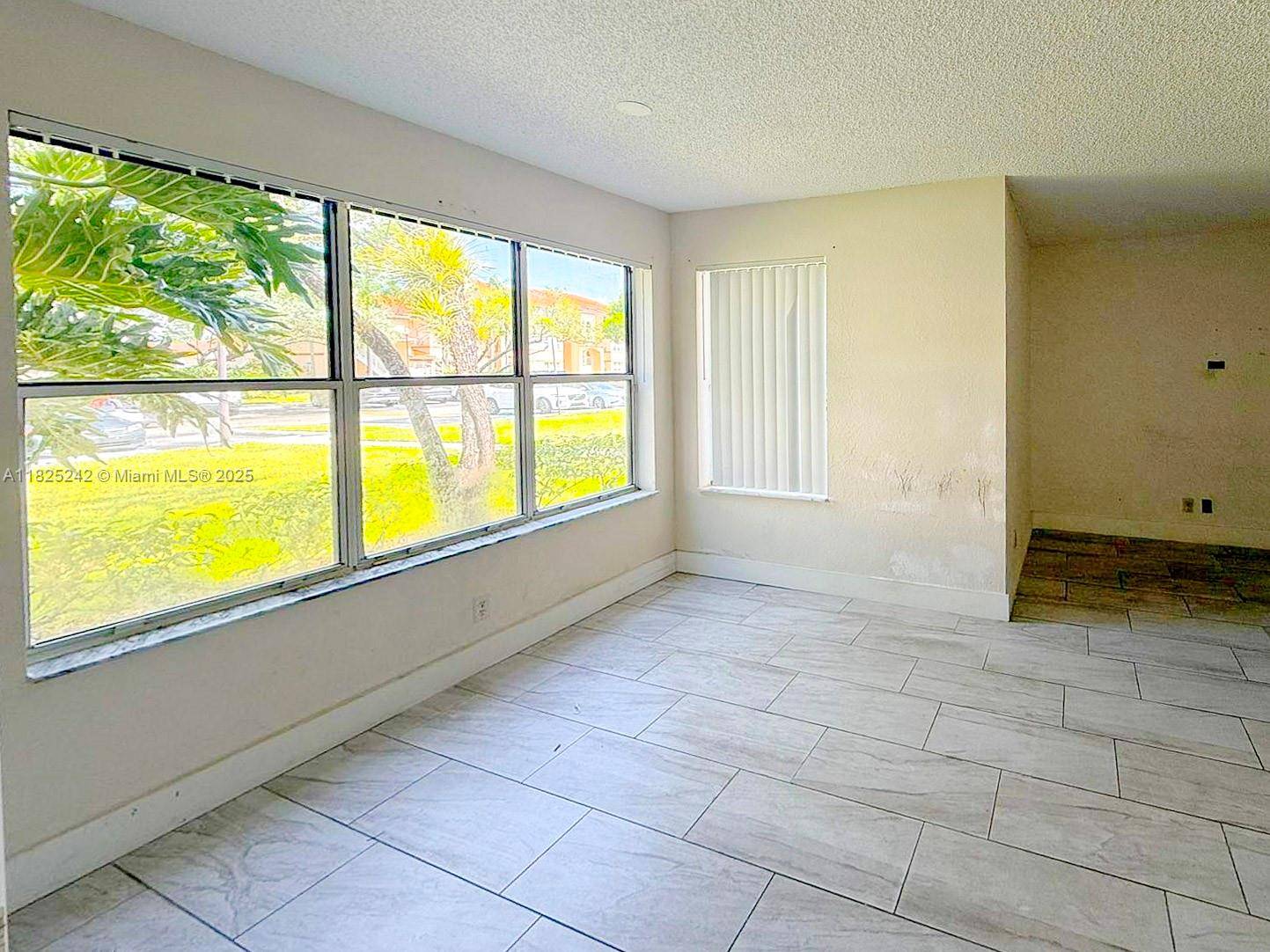 Margate, FL 33063,3440 N Pinewalk Dr N #518