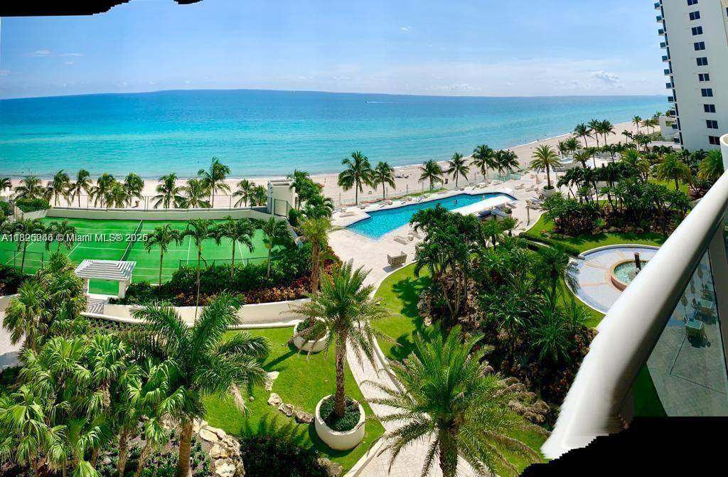 FL 33160,19111 Collins Ave #803