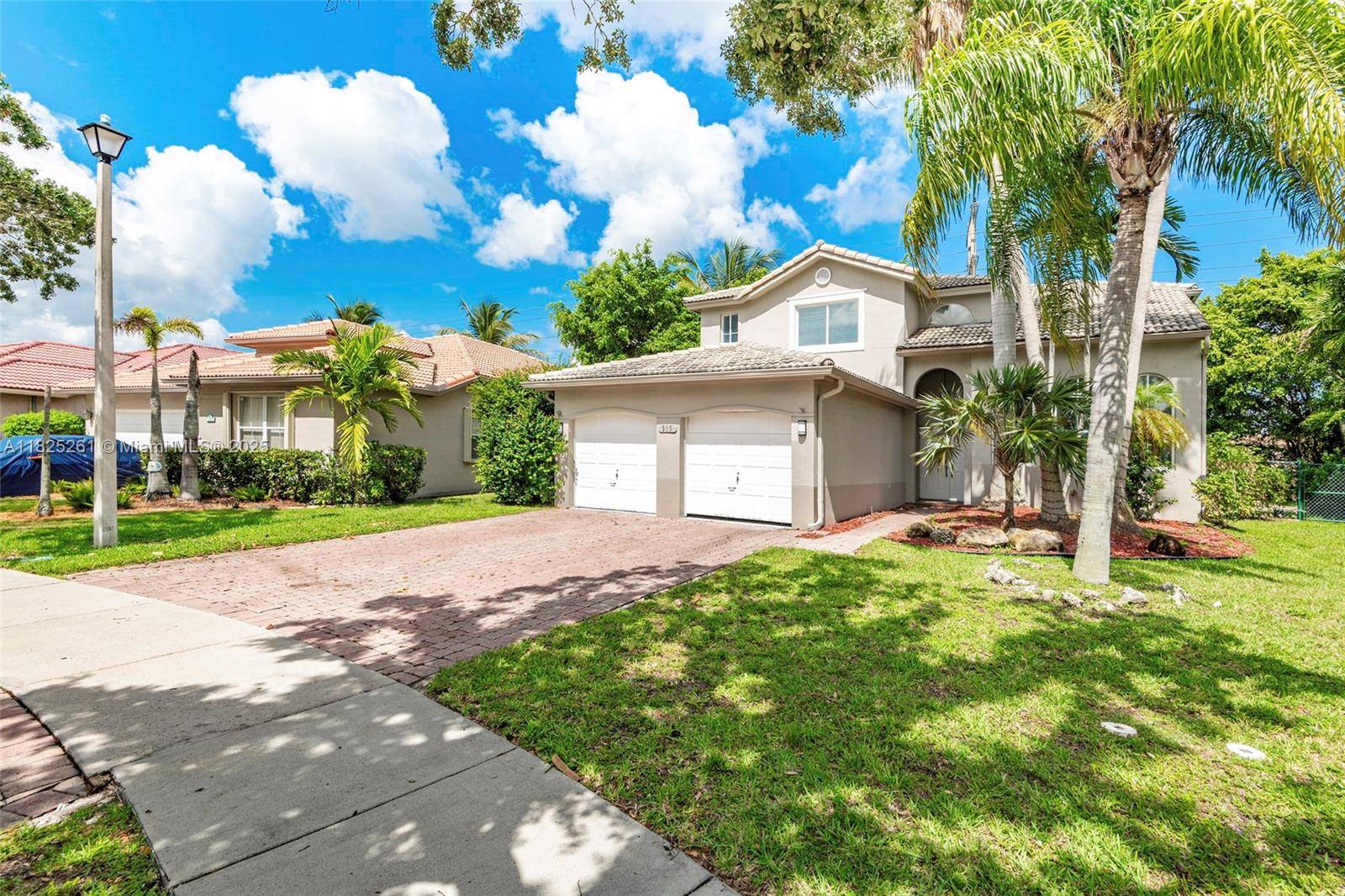 Davie, FL 33325,315 W Cypress Cove Cir