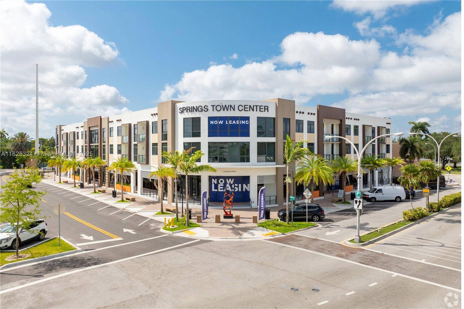 Miami Springs, FL 33166,1 Curtiss Pkwy #222