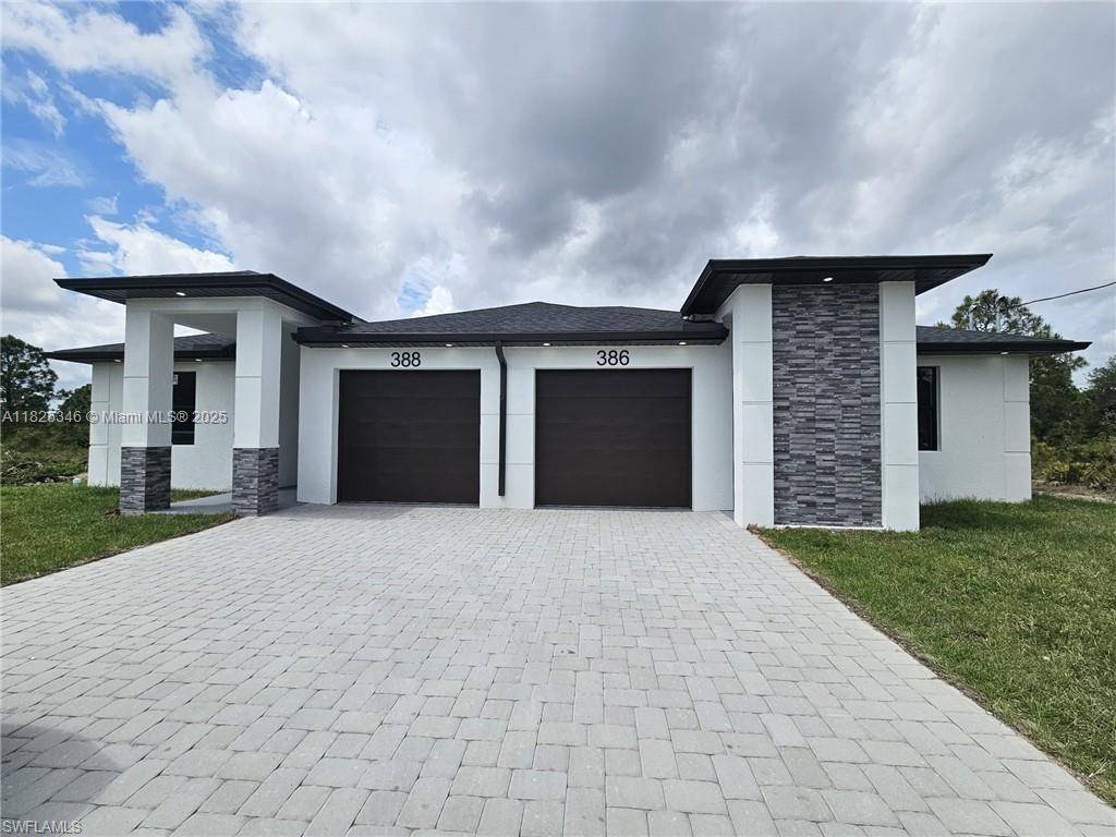 Lehigh Acres, FL 33974,386 BELL BLVD S #1