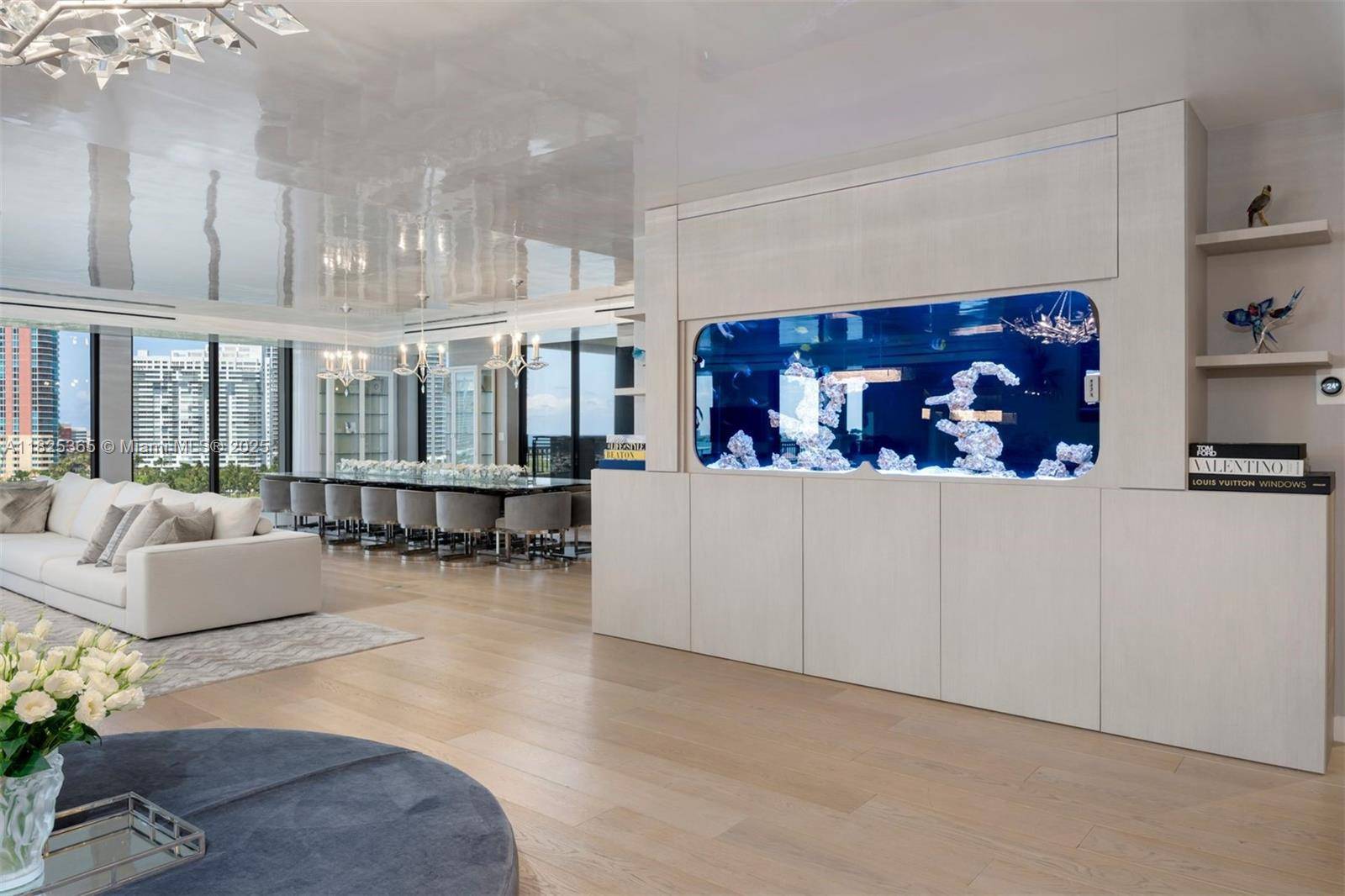 Miami Beach, FL 33109,6893 Fisher Island Dr #LPH 6893