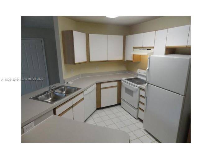 Pompano Beach, FL 33069,4045 W Mcnab Rd #G110
