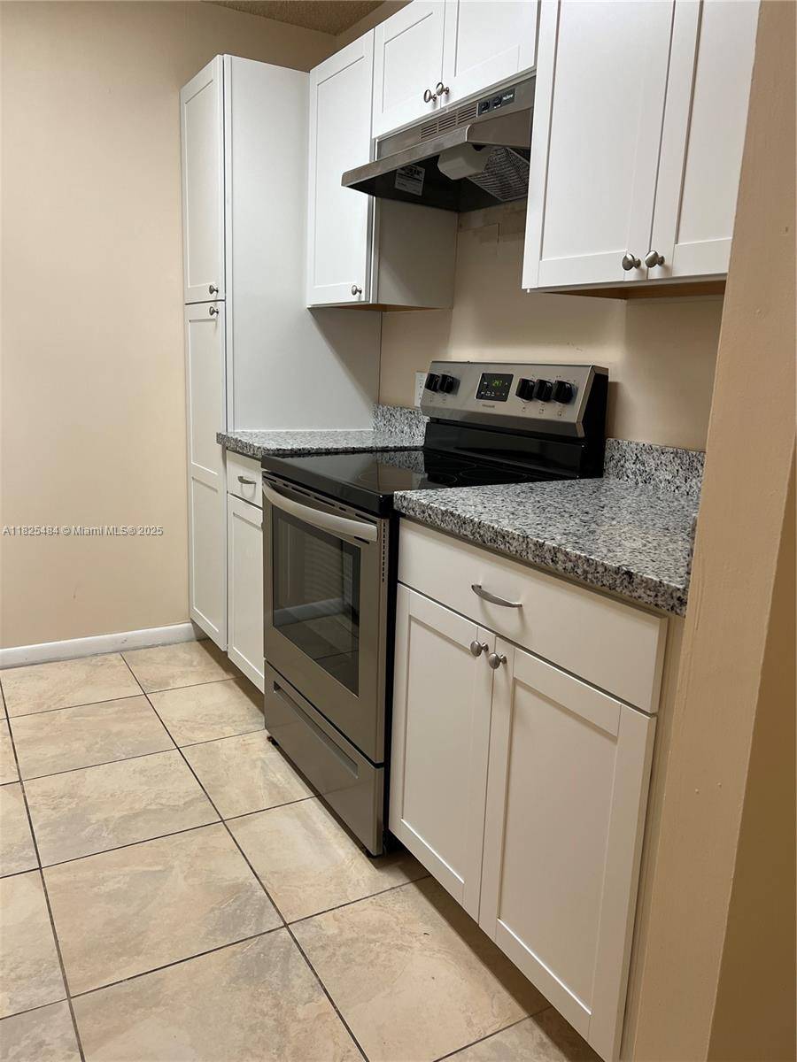 Pompano Beach, FL 33069,4261 W Mcnab Rd #23